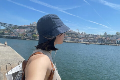 Andréa T à Porto