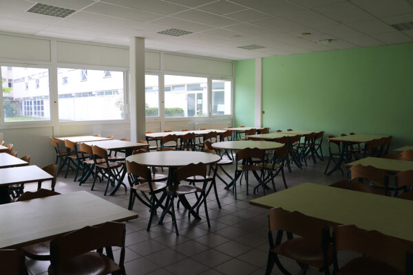 self - cantine du lycée jean monnet