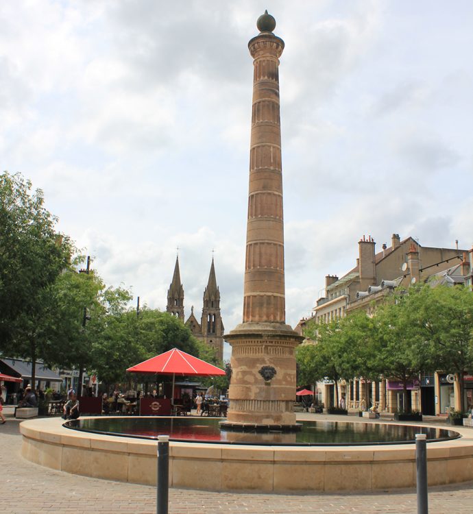 Place d'allier à Moulins